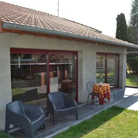 La Maison Du Rempart בית נופש Vignot