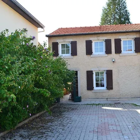 בית נופש La Maison Du Rempart *